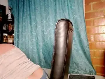 Chaturbate Watch Live Sex Cams of laia_hadid