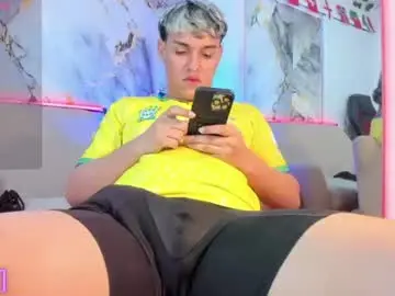 Chaturbate Watch Live Sex Cams of max_dixon7