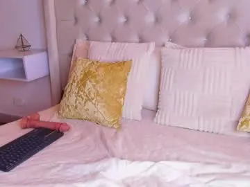 Chaturbate Adult Video Chat of eloisa_cleavage_