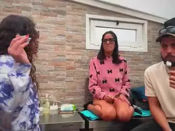 Chaturbate Live Porn of naughtyluxe