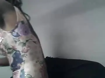 Chaturbate Adult Video Chat of petiteebony_22