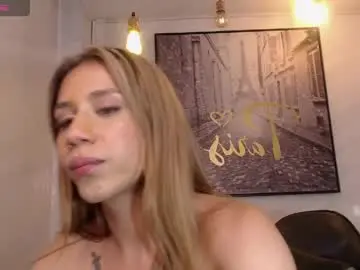 Chaturbate Watch Live Sex Cams of evy_lux_v