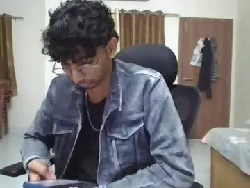 Chaturbate Live Porn of maskboyz2004