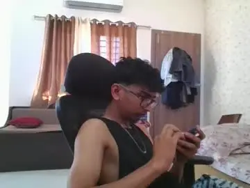 Chaturbate Free Live Porn of maskboyz2004