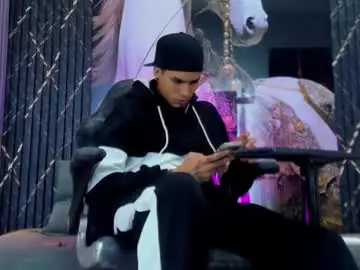 Chaturbate Free Porn Cam of thebigdanni