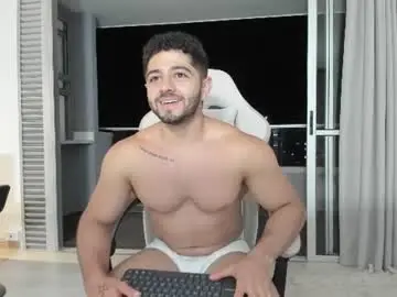 Chaturbate Sex Chat of thiago_moretti