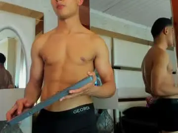 Chaturbate Live Porn of alan_santhos