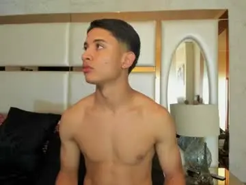 Chaturbate Watch Live Sex Cams of alan_santhos