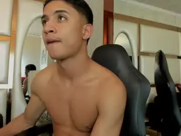 Chaturbate Live Sex of alan_santhos