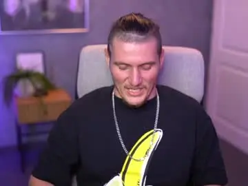 Chaturbate Live Sex of alexwildexx