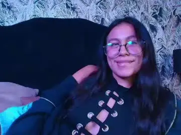 Chaturbate Live Porn of emigomez_