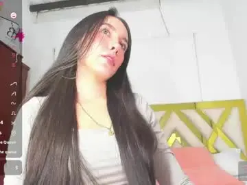 Chaturbate Live Porn of rousee_yarelds