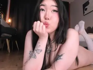 Chaturbate Adult Webcams of miraqqwerty