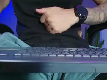 Chaturbate Watch Live Sex Cams of camiloalvarezzz3