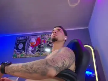 Chaturbate Private Sex Chat of camiloalvarezzz3