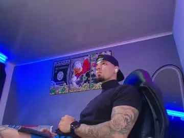 Chaturbate Best Webcam of camiloalvarezzz3