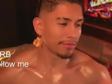 Chaturbate Sex Chat of aaronfox_