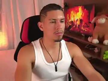 Chaturbate Nude Webcam of aaronfox_