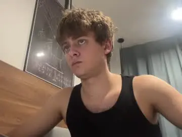 Chaturbate Live Sex Cam of fakqqie2rue
