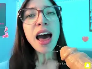 Chaturbate Free Live Porn of karla_honey_