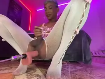 Chaturbate Nude Webcam of alejo_cute