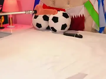 Chaturbate Watch Live Sex Cams of caroline_adams_