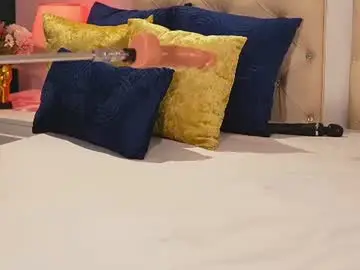 Chaturbate Live Sex Cam of caroline_adams_