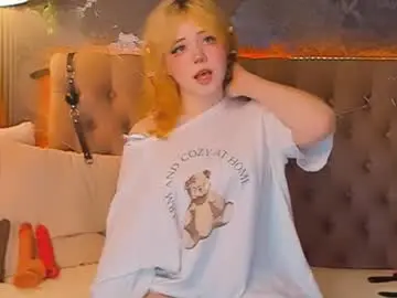 Chaturbate Live Sex Cam of emilyangels