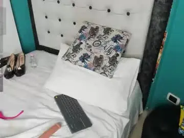 Chaturbate Live Sex Cam of kinky_polar