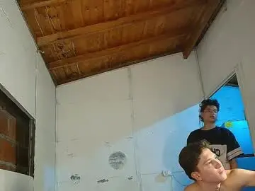 Chaturbate Live Sex Cam of makell_bundchen