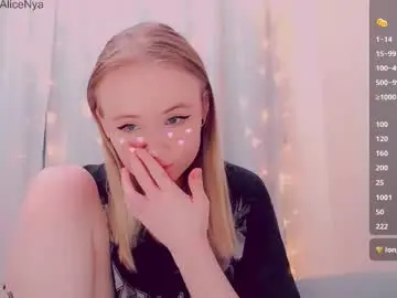 Chaturbate Sex Chat of alicenya