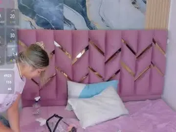 Chaturbate Live Sex of collegepawglovedaddy