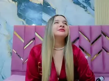 Chaturbate Live Porn of collegepawglovedaddy