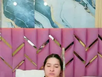 Chaturbate Live Porn of collegepawglovedaddy