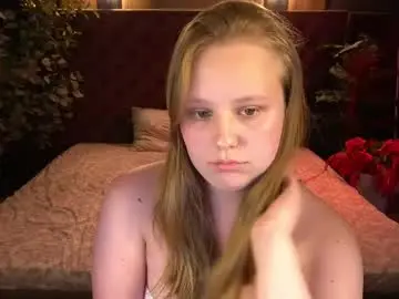 Chaturbate Sex Cam of crystallpaws_