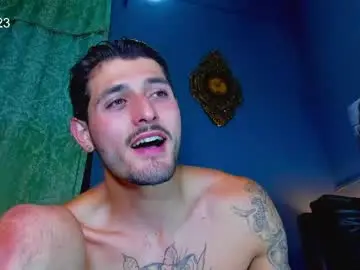 Chaturbate Sex Chat of alejo_323__