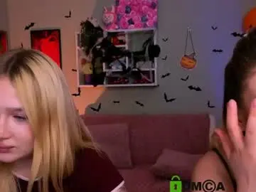 Chaturbate Live Sex Cam of asol_muah