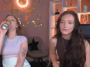 Chaturbate Live Sex Cam of eva_smiith_