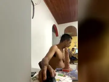 Chaturbate Adult Video Chat of maxi_dick33
