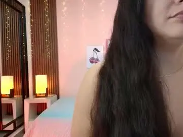 Chaturbate Live Sex Cam of alina_martinelli