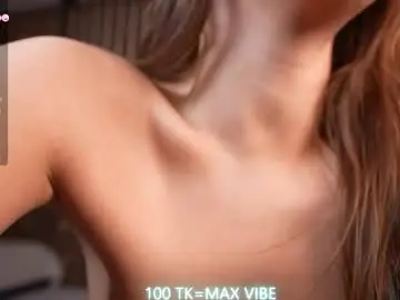 Chaturbate Watch Live Sex Cams of mon1_day