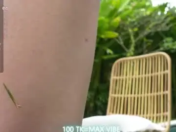 Chaturbate Free Porn Cam of mon1_day