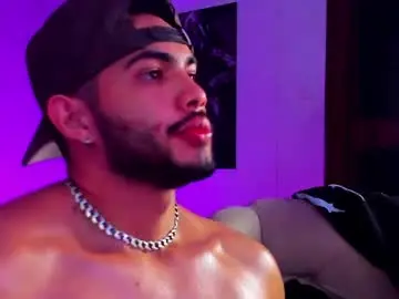 Chaturbate Live Sex Cam of vincentblack_