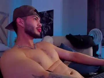 Chaturbate Free Live Porn of vincentblack_