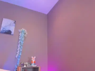 Chaturbate Live Sex Cam of ayla_lux
