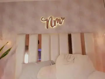 Chaturbate Live Sex Cam of nicolemorelli2