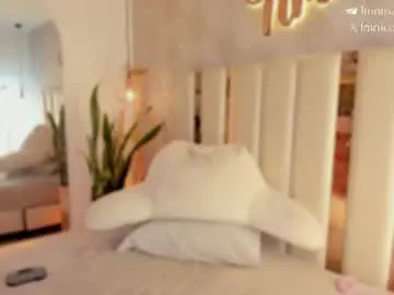 Chaturbate Live Sex Cam of nicolemorelli2