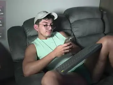 Chaturbate Live Porn of simoon_01