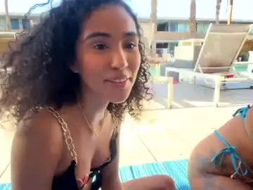 Chaturbate Live Sex of amnie_