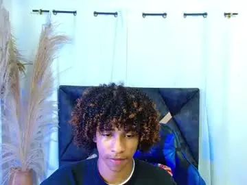 Chaturbate Nude Webcam of angell18_